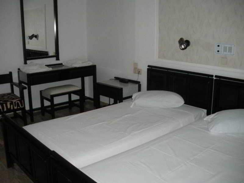Hotel Anna Apartments Kokkini Hani Exterior foto
