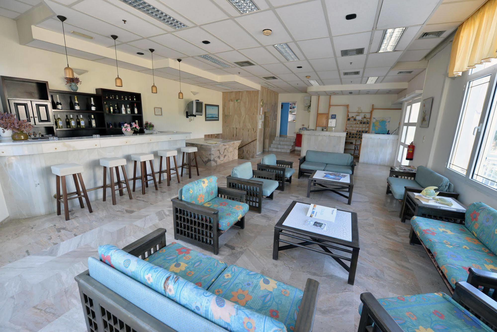 Hotel Anna Apartments Kokkini Hani Exterior foto
